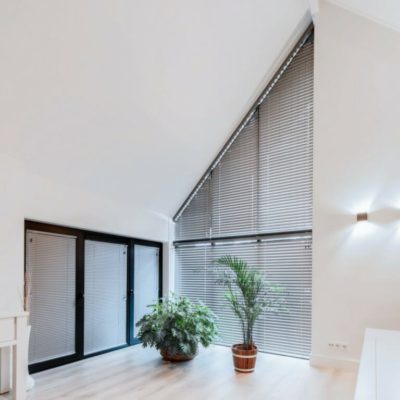aluminium jaloezieen slaapkamer