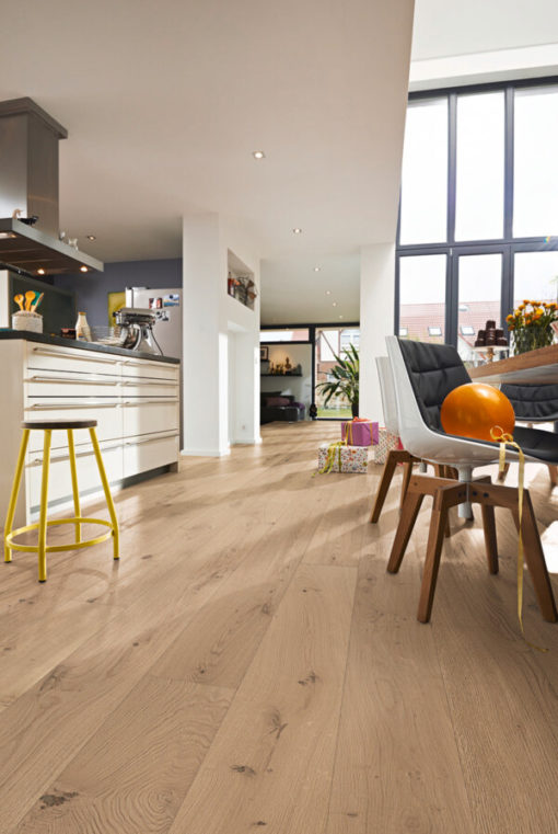 8935 Lindura 2200x205 ultramattlackiert Ambiente R02 600x895