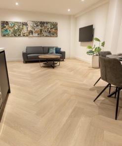 Floer Walvisgraat PVC vloer Noordkaper Natuur klant interieur 4