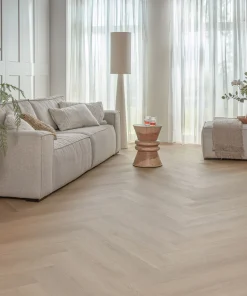 Floer Walvisgraat PVC vloer Zwaardvis Zand woonkamer 2